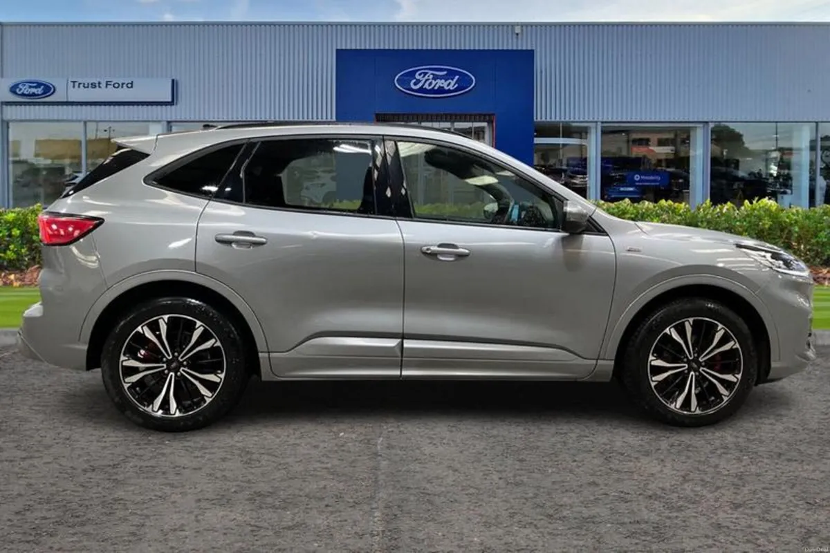 Ford Kuga ST-Line X Edition - Image 3