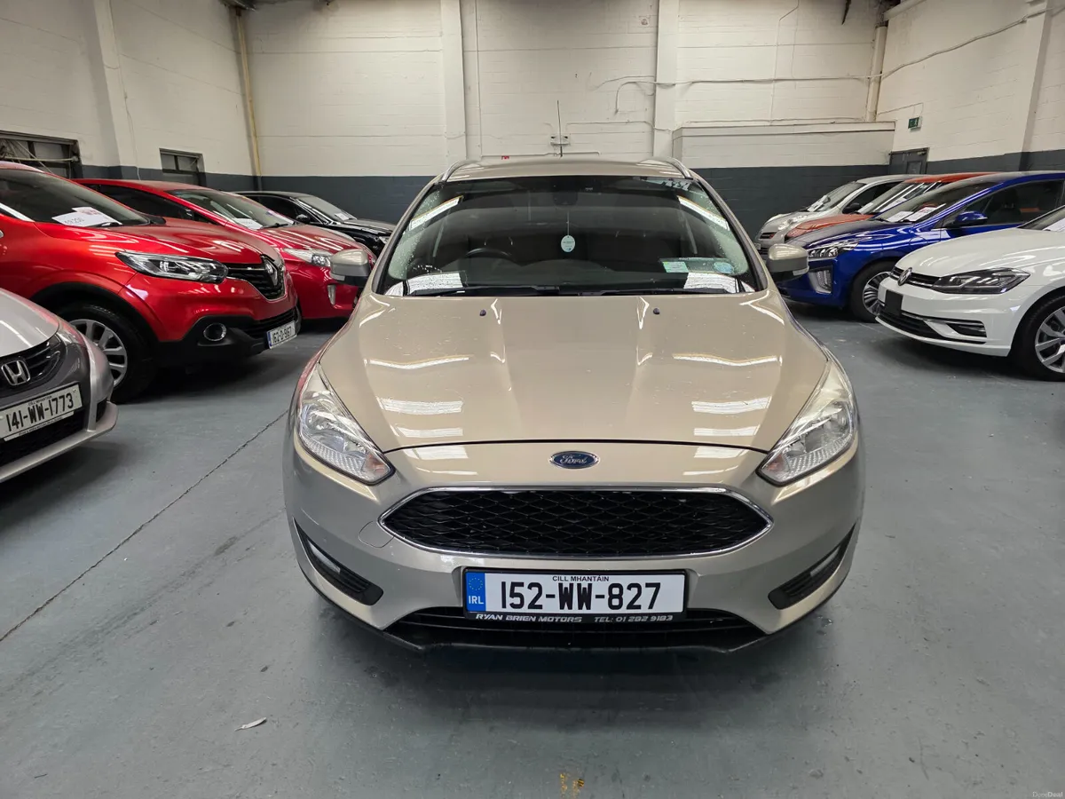 Ford Focus 2015 Estate Diesel Low Mileage - Image 2
