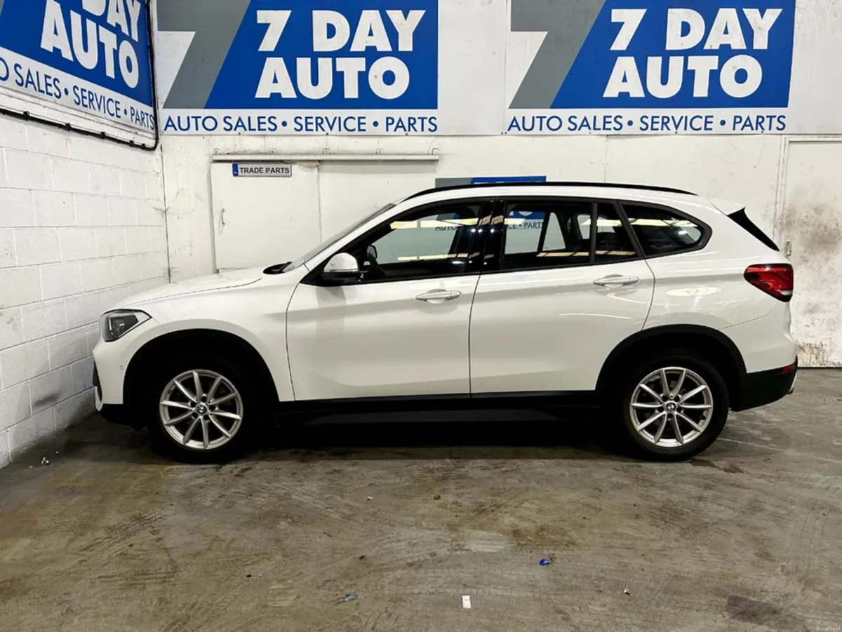 BMW X1 SDRIVE18D X1 SE 4DR - Image 4