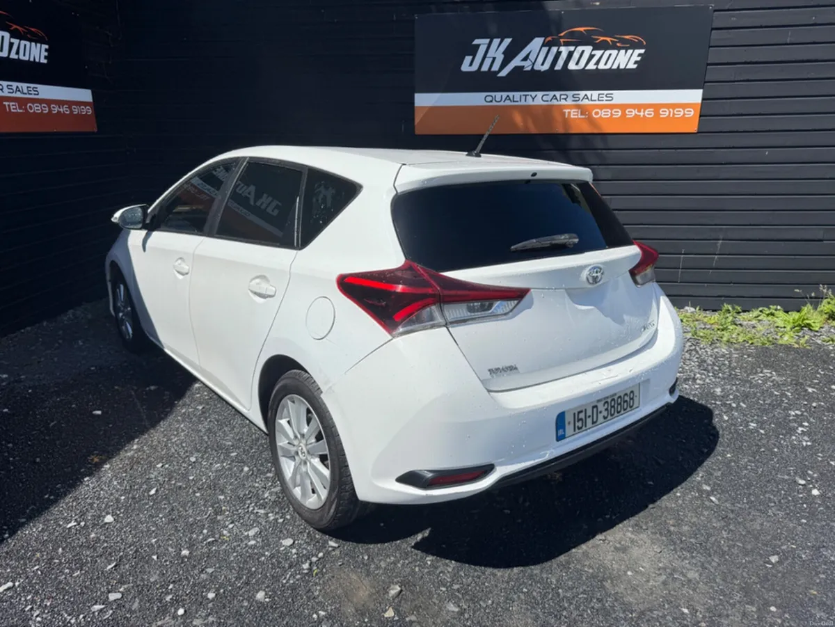 Toyota Auris 1.4 D-4D TERRA VAN 5DR - Image 6