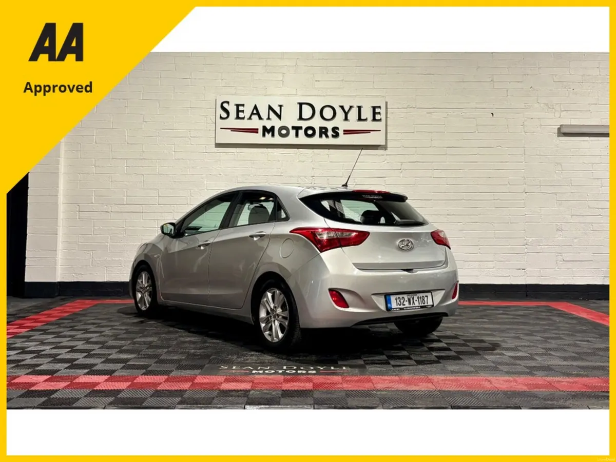 Hyundai i30 CLASSIC 5DR - Image 6