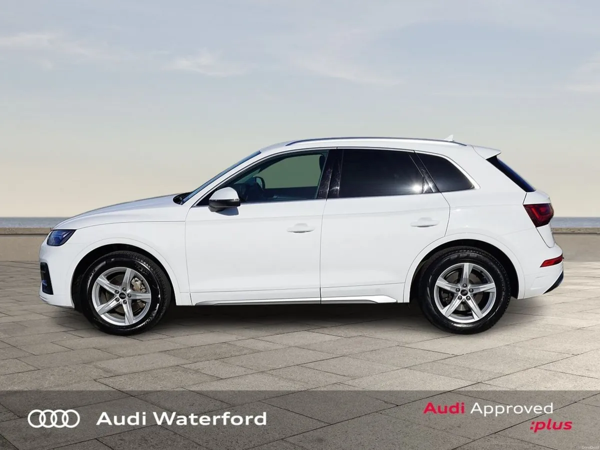 Audi Q5 35 TDI 163HP S tronic SE from €570 per mon - Image 4