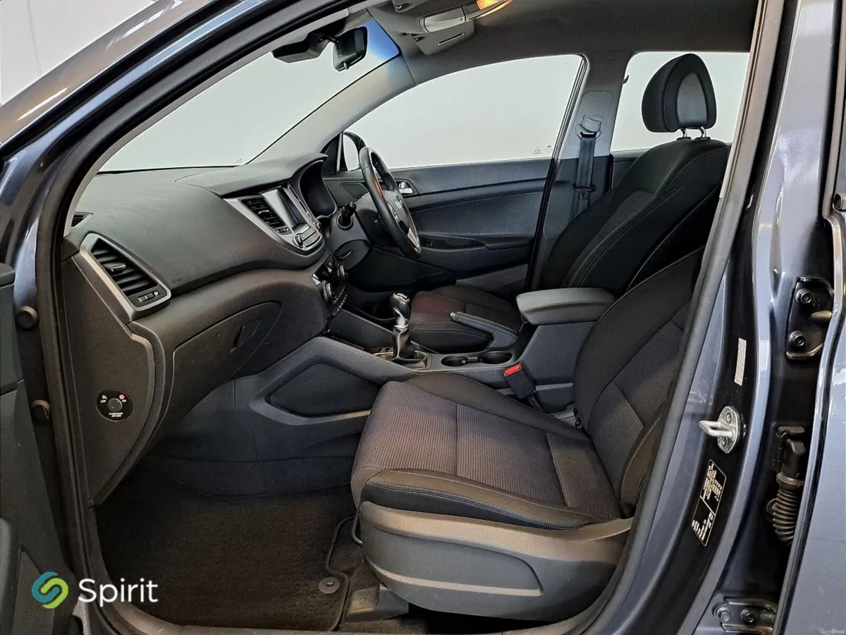 Hyundai Tucson 1.7 D Premium Call Steven on 086164 - Image 4