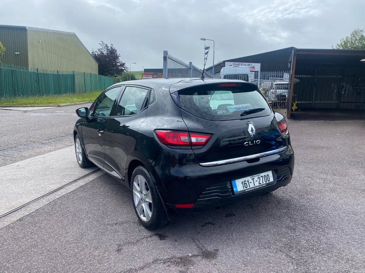 Renault Clio 2016 GREAT STARTER CAR. - Image 3