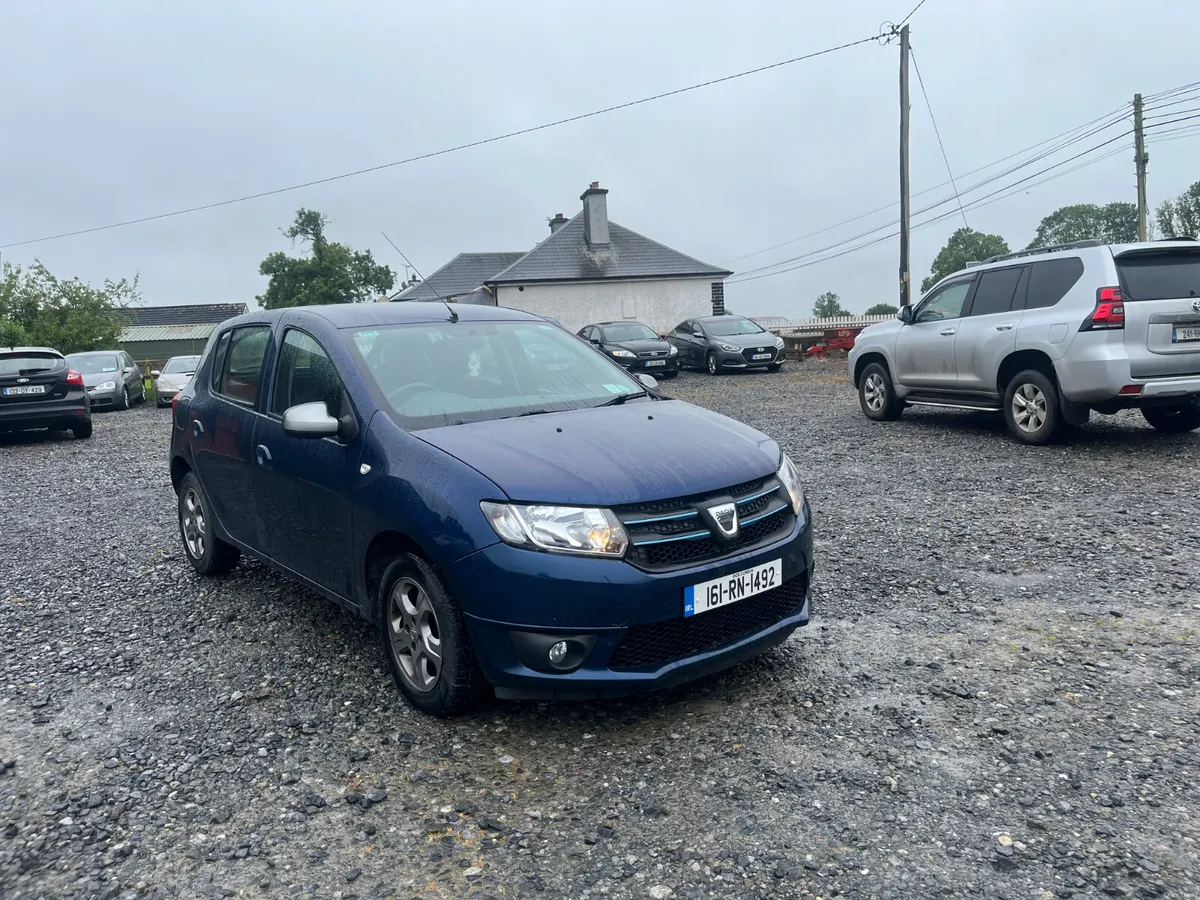 2016 Dacia  Sandero petrol - Image 3