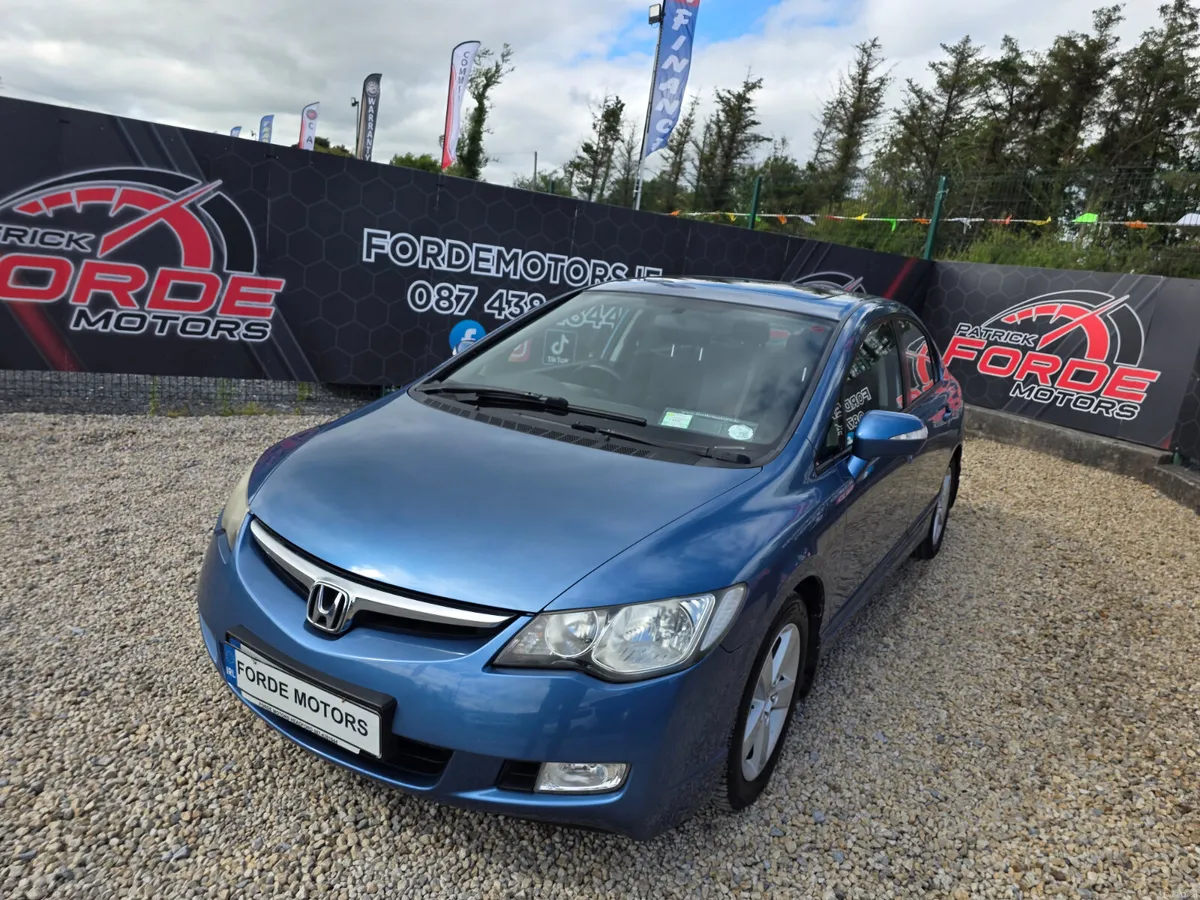 Honda Civic 2006 - Image 2