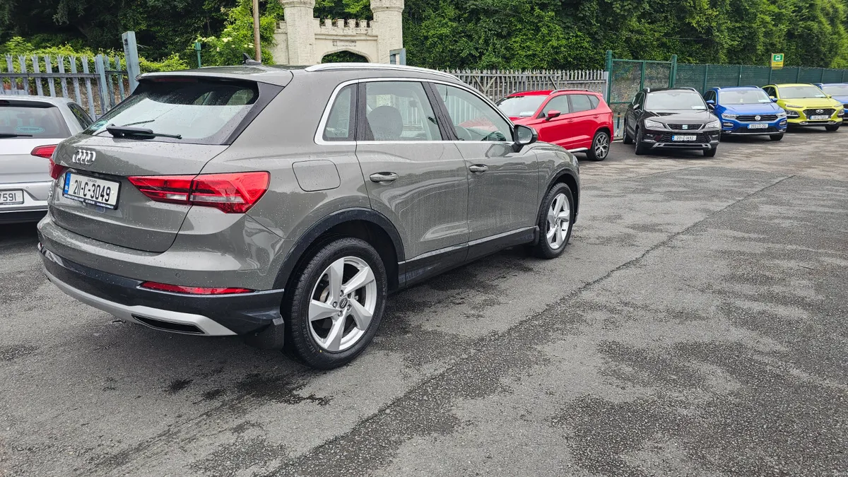 Audi Q3 2021 35 TDI 150HP S Tronic SE - Image 6