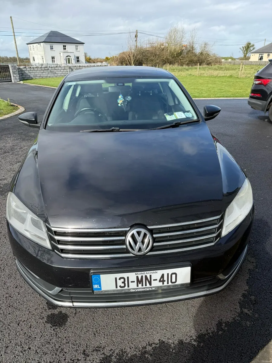 Volkswagen Passat - Image 1
