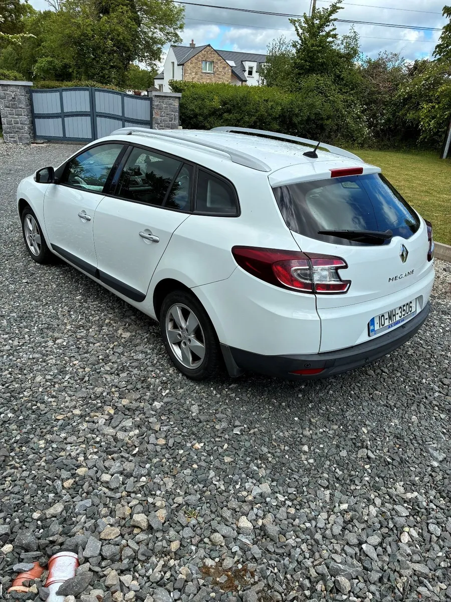 Renault Megane 2010 - Image 2