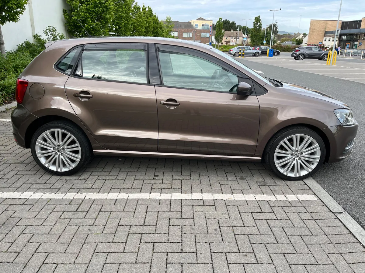 Volkswagen Polo 2015 HIGH SPECIFICATION - Image 5