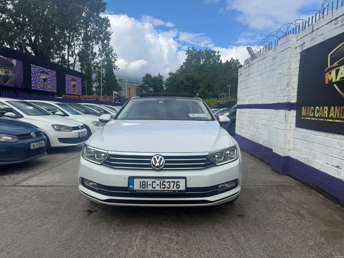 Volkswagen Passat 2018 - Image 2