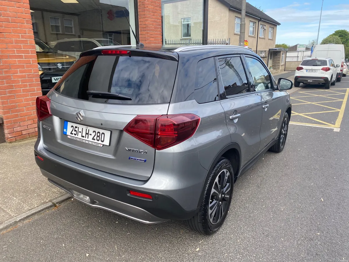 Suzuki Vitara 1.4 Mild HYBRID SZ5 2025 - Image 5