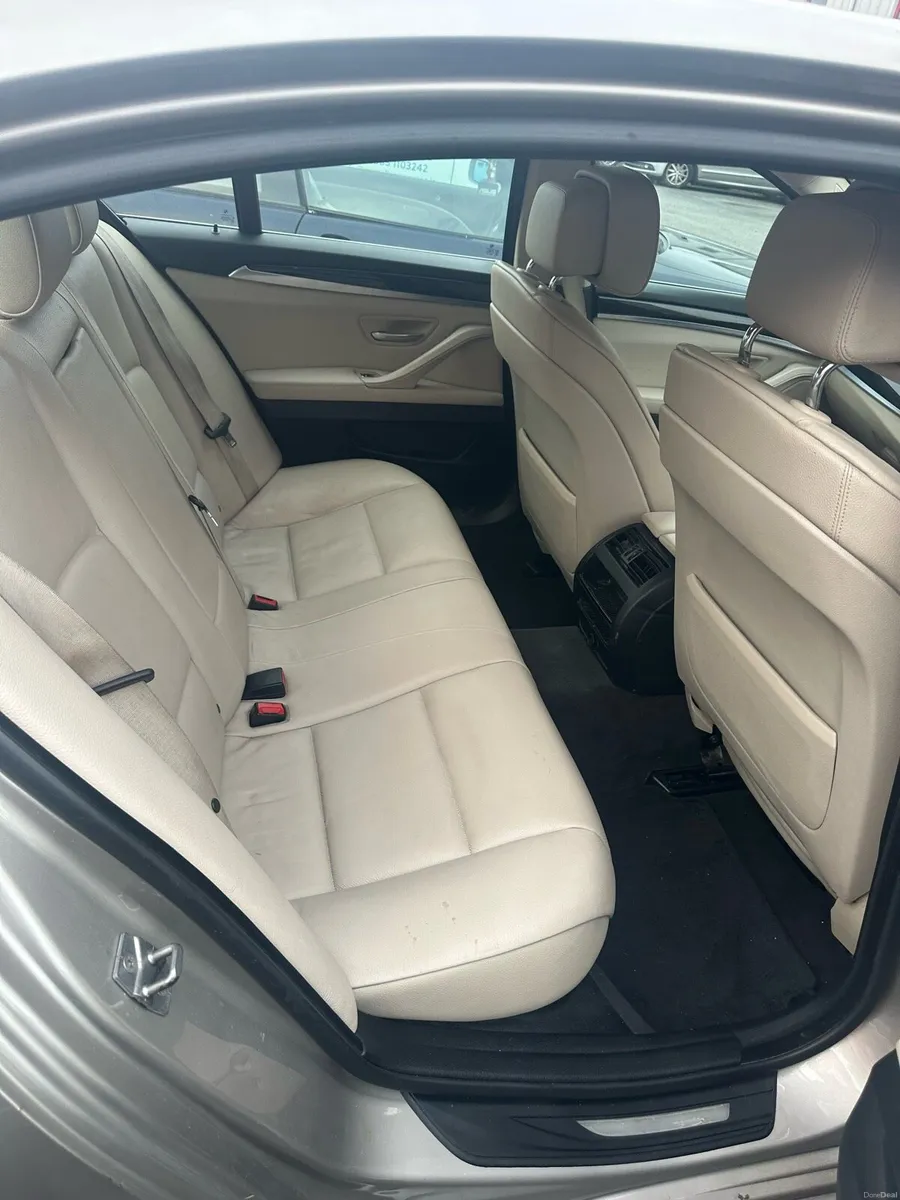 Car - Image 6