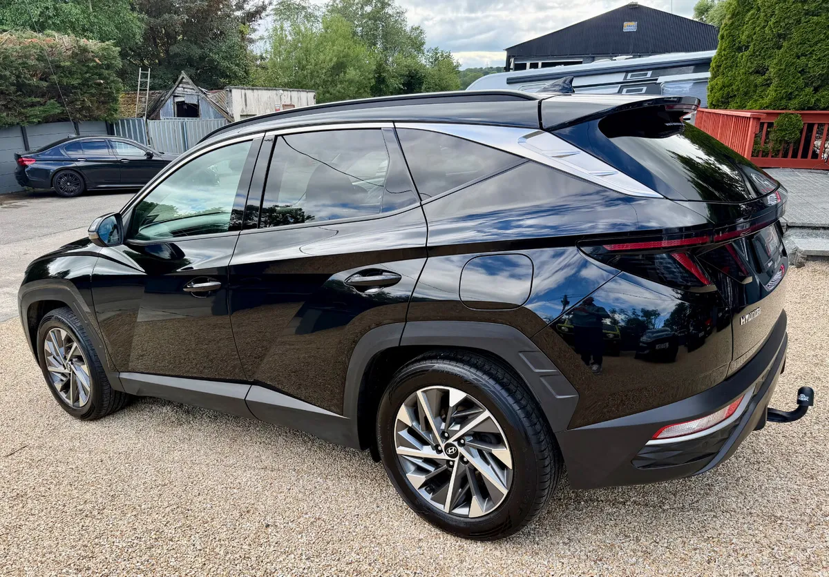 2022 Hyundai Tucson Executive Plus - Image 4