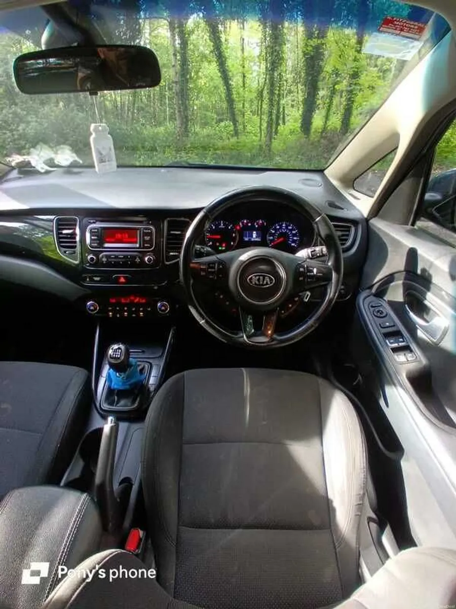 2014 Kia Carens - Image 4