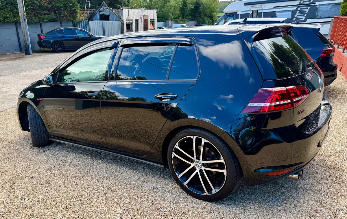 2016 Volkswagen Golf 2.0TD GTD Manual - Image 4