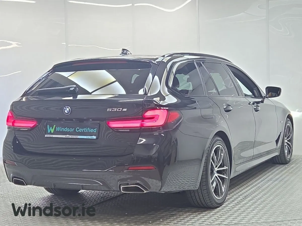 BMW 5-Series 530E M Sport 292BHP *SUN ROOF/HARMAN& - Image 3