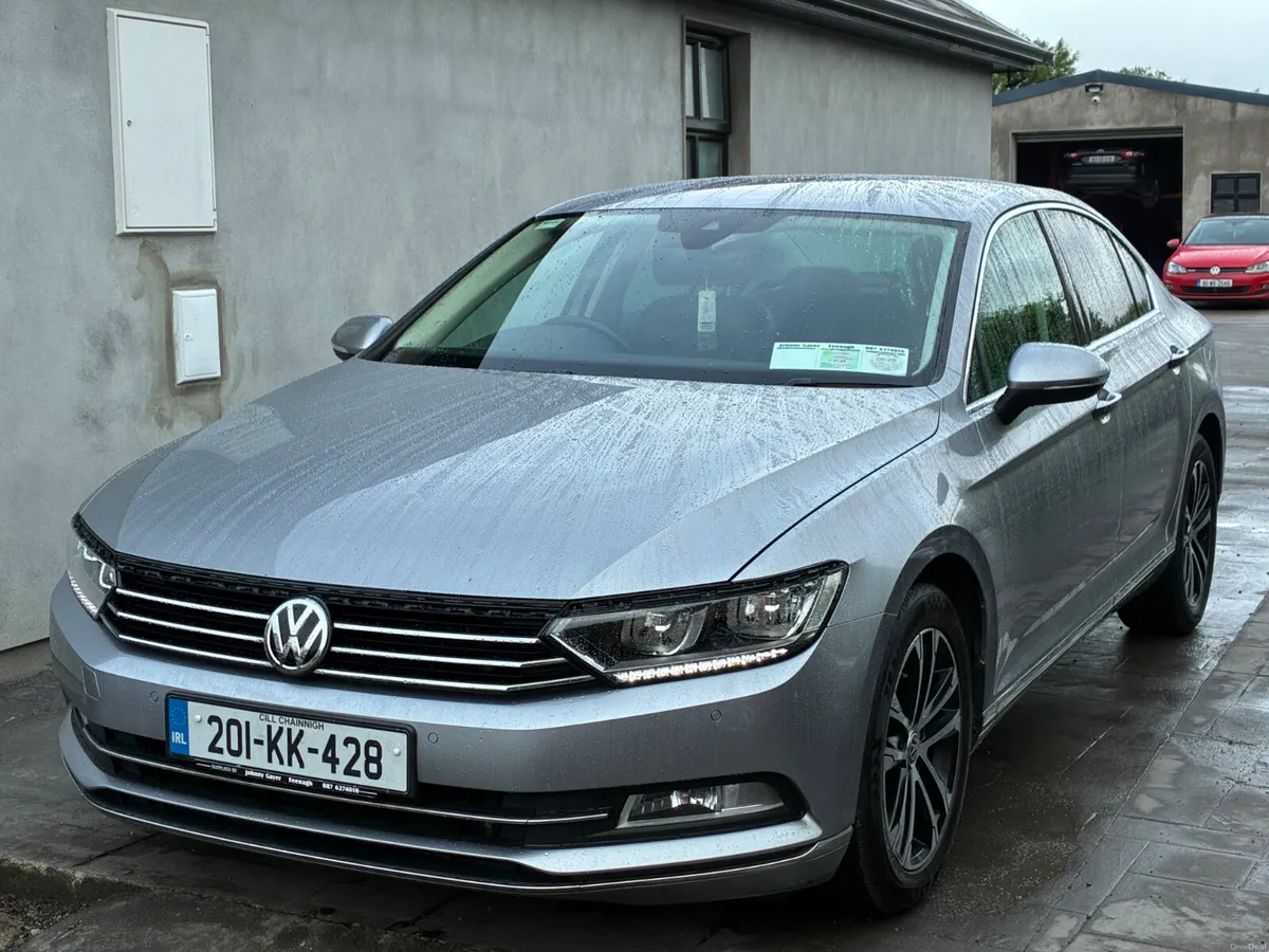Volkswagen Passat 2020 - Image 3