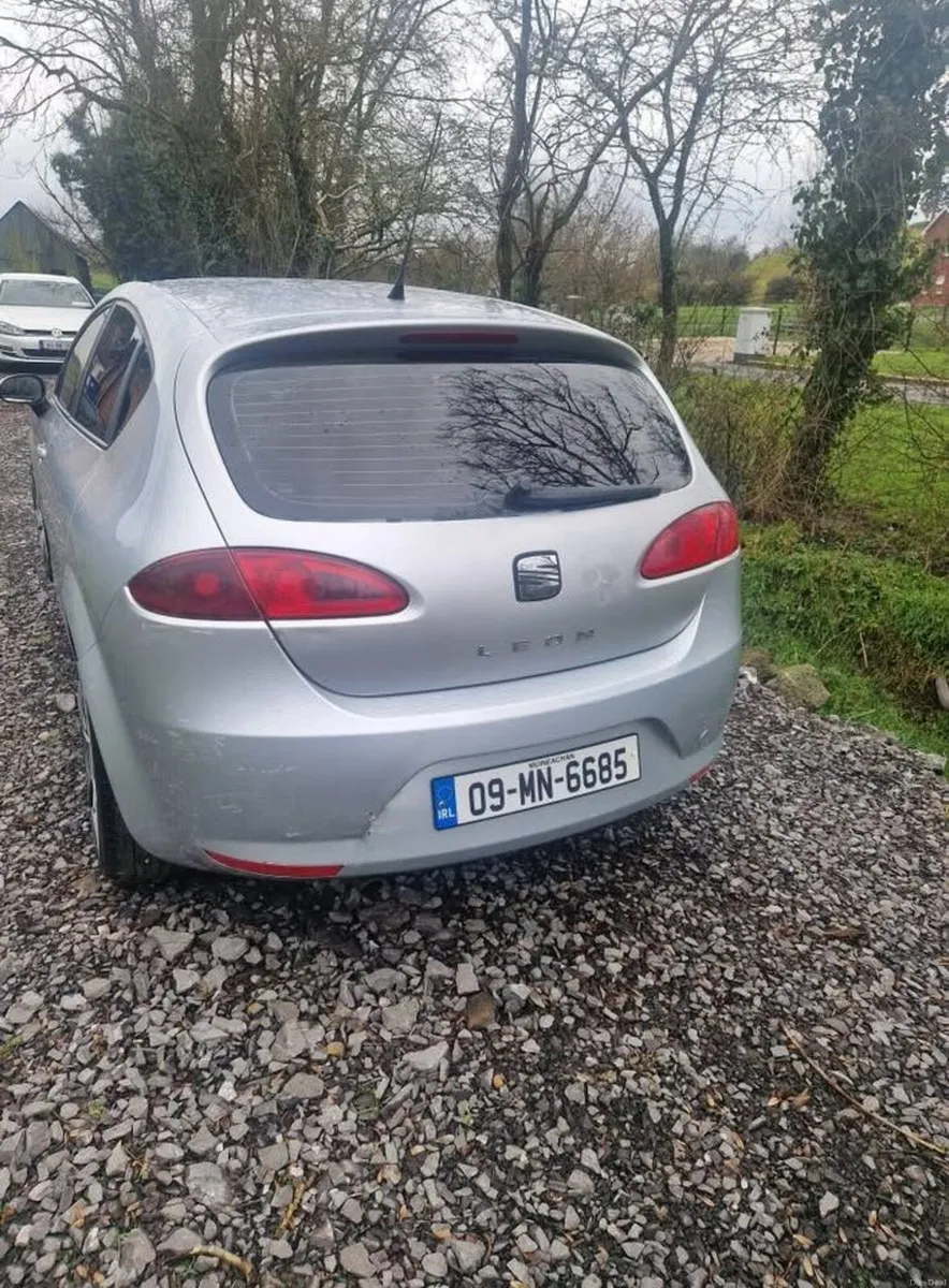 SEAT Leon 2009 - Image 2