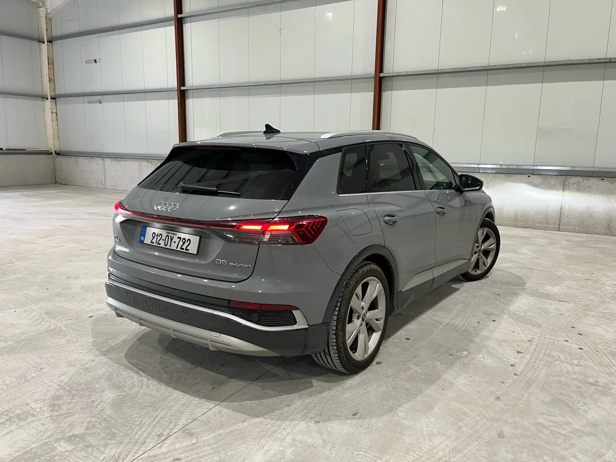 Audi etron Q4 - Image 3