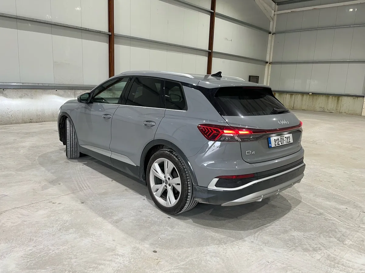 Audi etron Q4 - Image 4