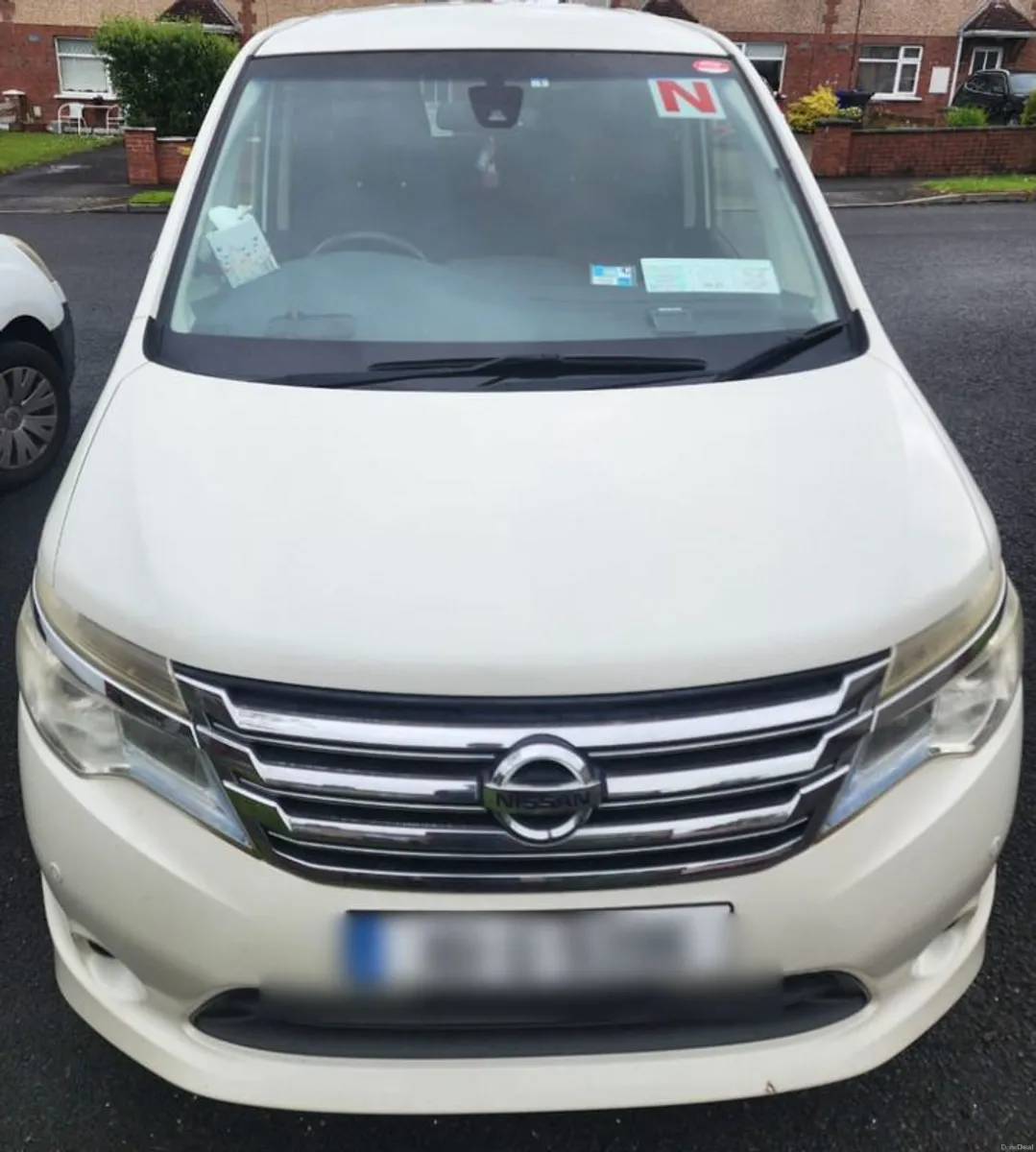 2016 Nissan Serena - Image 1