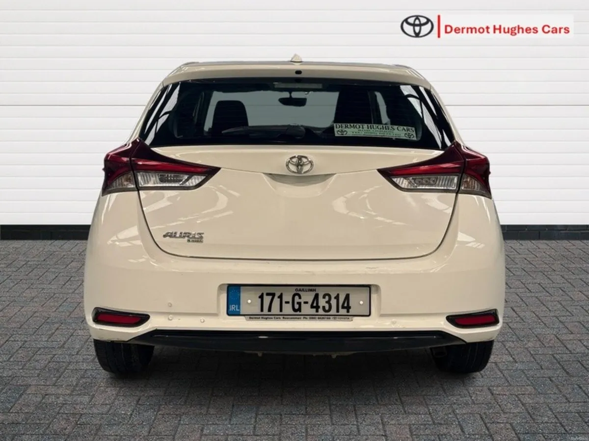 Toyota Auris VAN 1.4 D-4D TERRA 4DR - Image 4