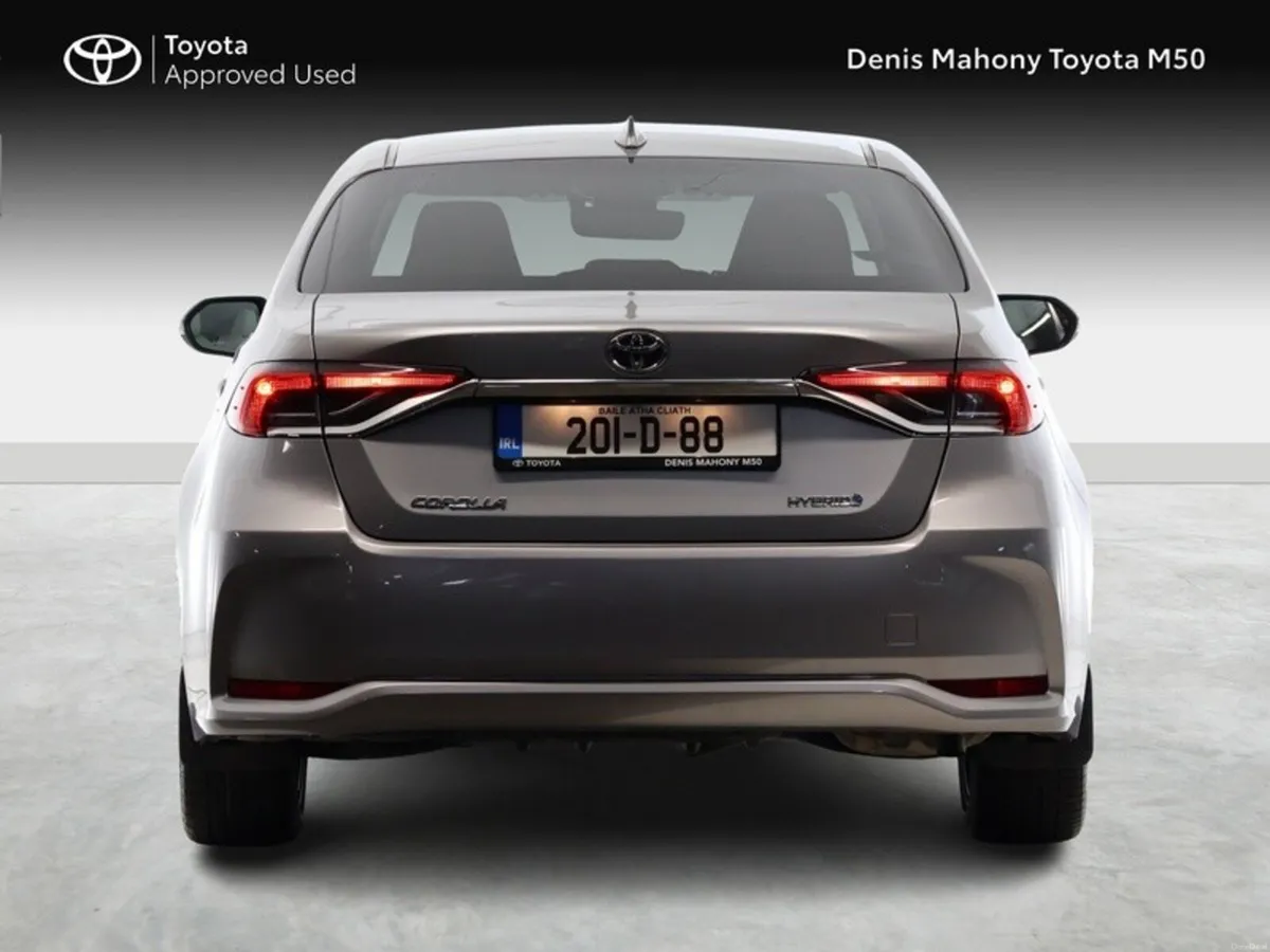 Toyota Corolla Luna Sport Hybrid - Image 4