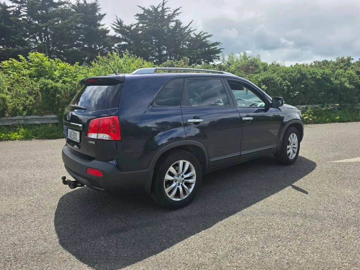 KIA SORENTO JEEP - Image 3
