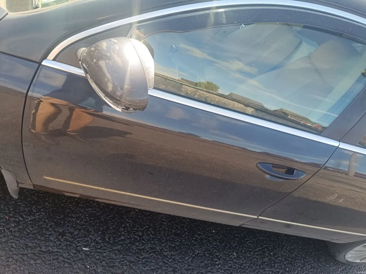 Volkswagen Passat 2008 - Image 1