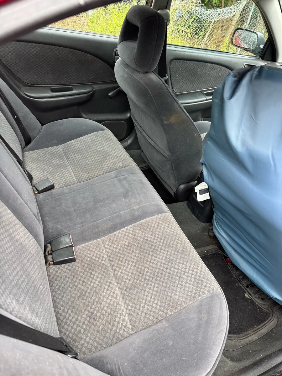 Toyota Avensis - Image 4
