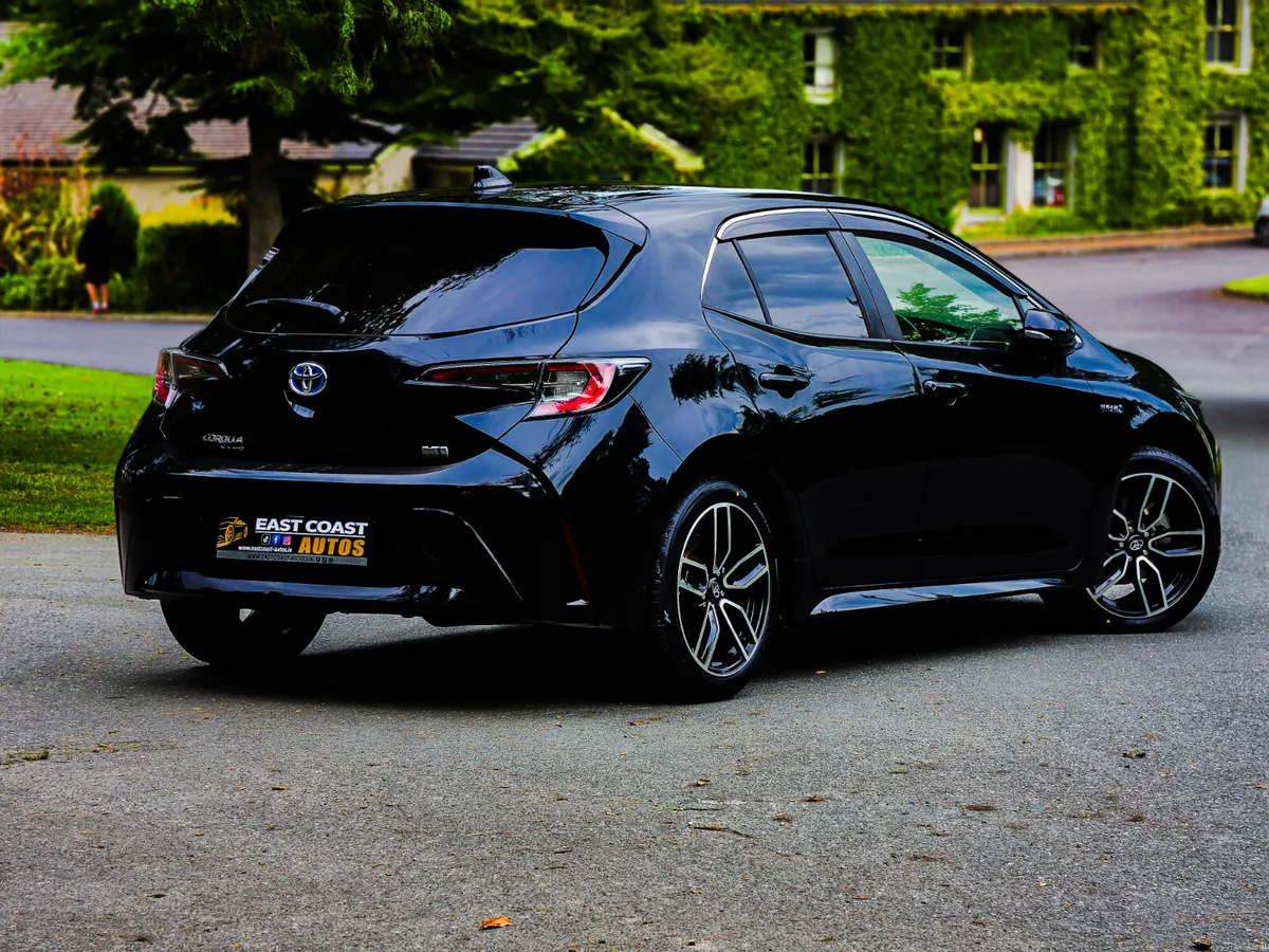 2018 Toyota Corolla 1.8 Petrol Hybrid Auto Luna Sp - Image 3