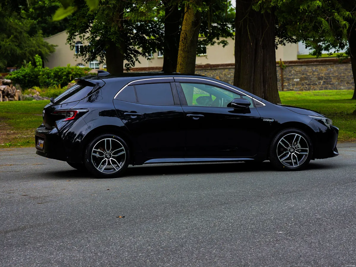 2018 Toyota Corolla 1.8 Petrol Hybrid Auto Luna Sp - Image 4