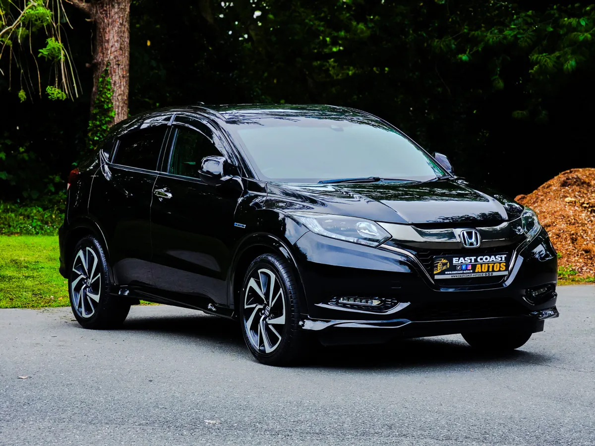 2017 Honda Vezel Rs 1.5 Petrol Hybrid Auto Topspec - Image 4