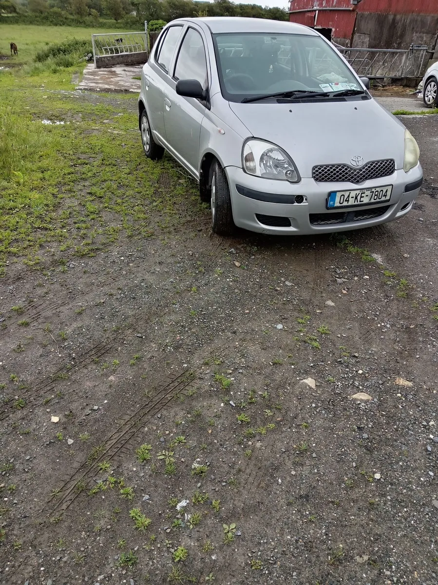 Toyota Yaris 2004 - Image 1