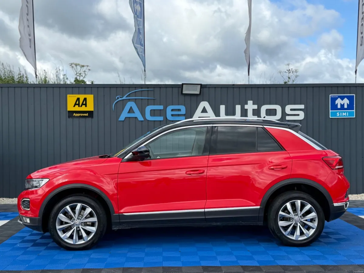Volkswagen T-Roc SPORT - 2.0L DIESEL - AUTO - 12M - Image 4