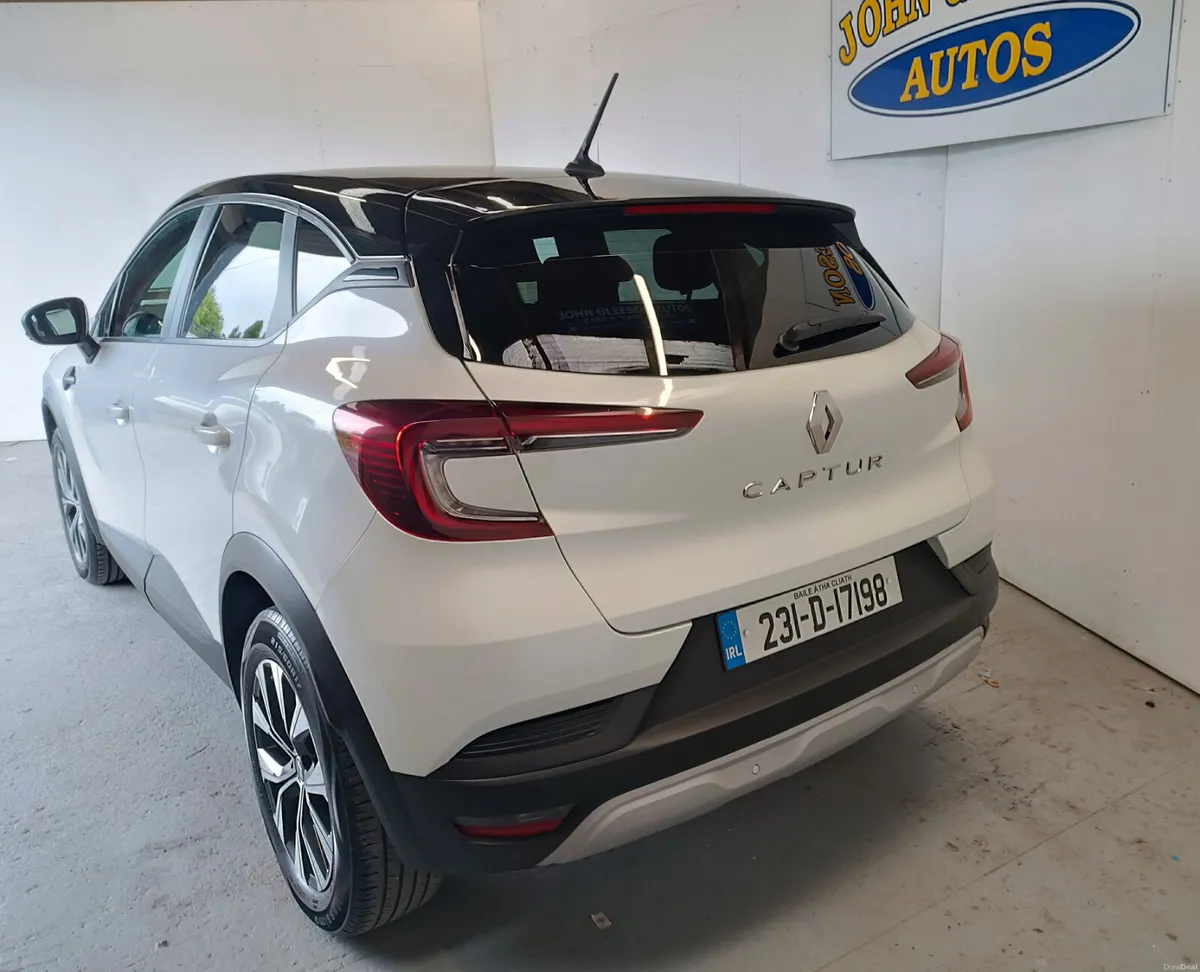 Renault Captur 2023 - Image 5