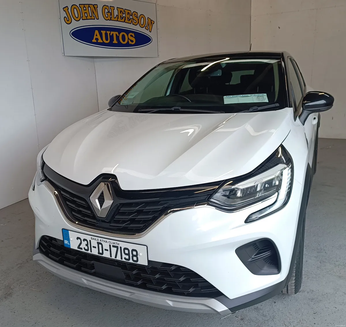 Renault Captur 2023 - Image 2