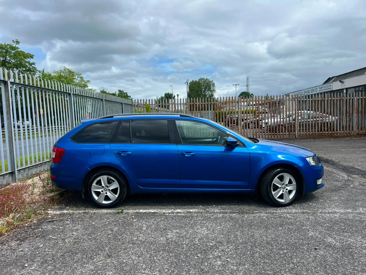 Skoda Octavia Estate 2016 - NEW NCT - WARRANTY - Image 2
