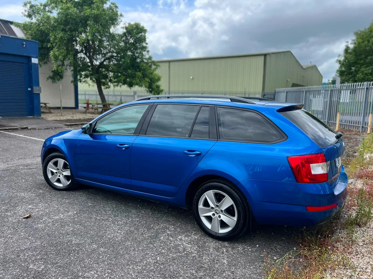 Skoda Octavia Estate 2016 - NEW NCT - WARRANTY - Image 5