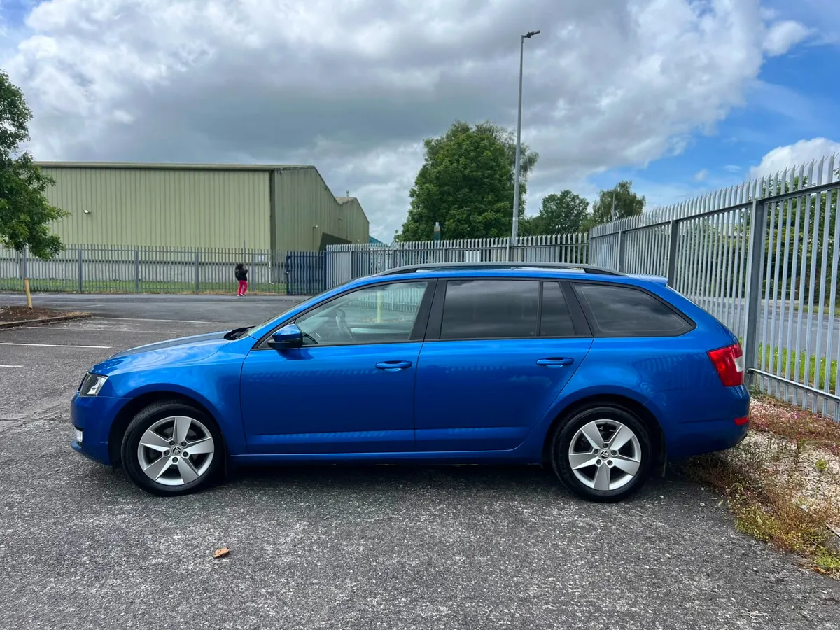 Skoda Octavia Estate 2016 - NEW NCT - WARRANTY - Image 6