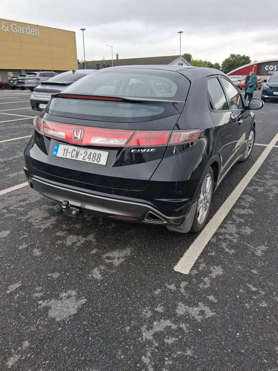 Honda Civic 2011 - Image 4