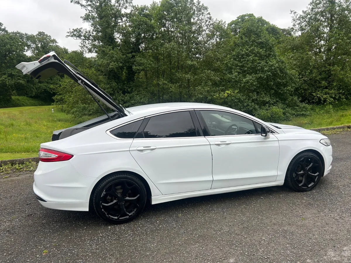 Ford Mondeo 2015, 150ps , auto - Image 3