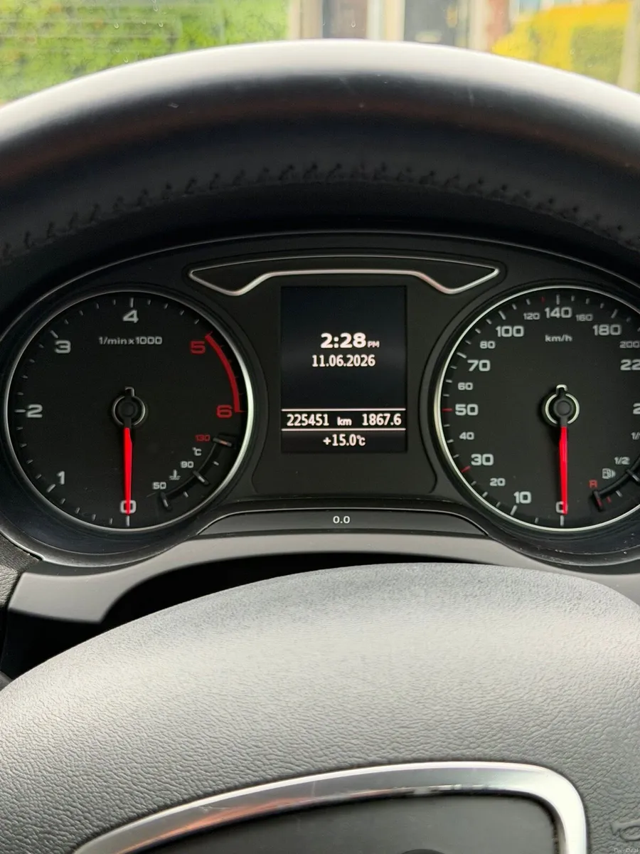 Car - Image 3