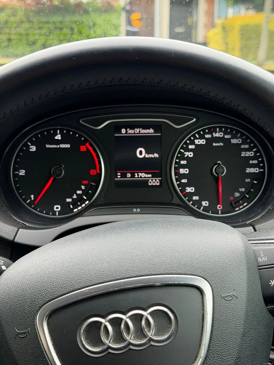 Car - Image 4