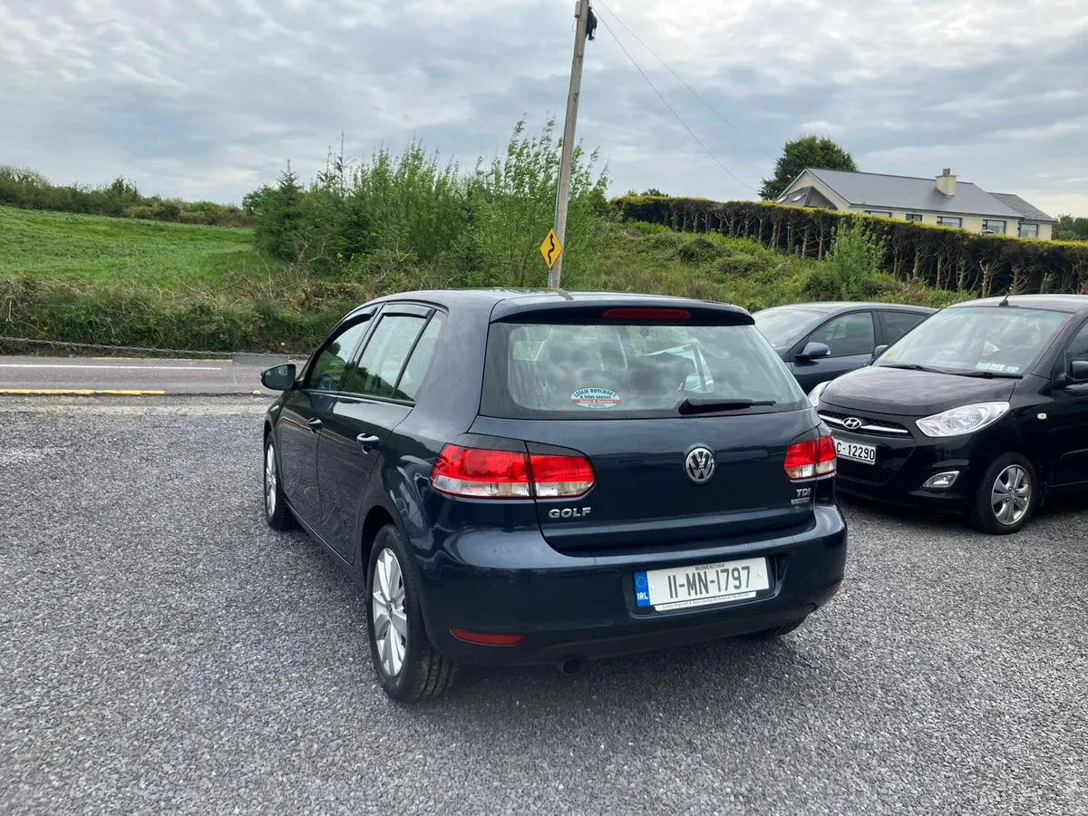 Volkswagen Golf 2011 - Image 3