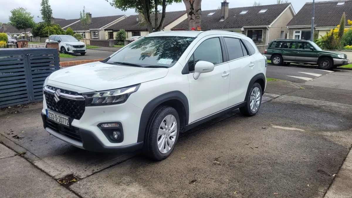 2023 Suzuki S-Cross Motion 1.4 Mild Hybrid – 9k km - Image 2