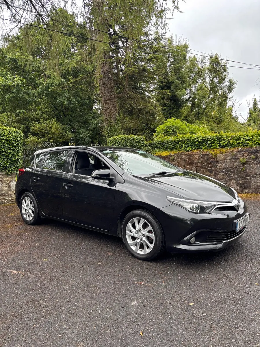 2016 Toyota Auris Luna 1.2 Petrol - Image 4