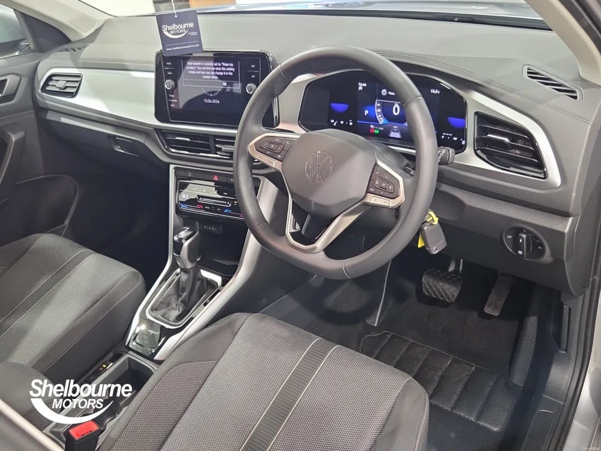 Volkswagen T-roc LIFE TSI DSG - Image 4