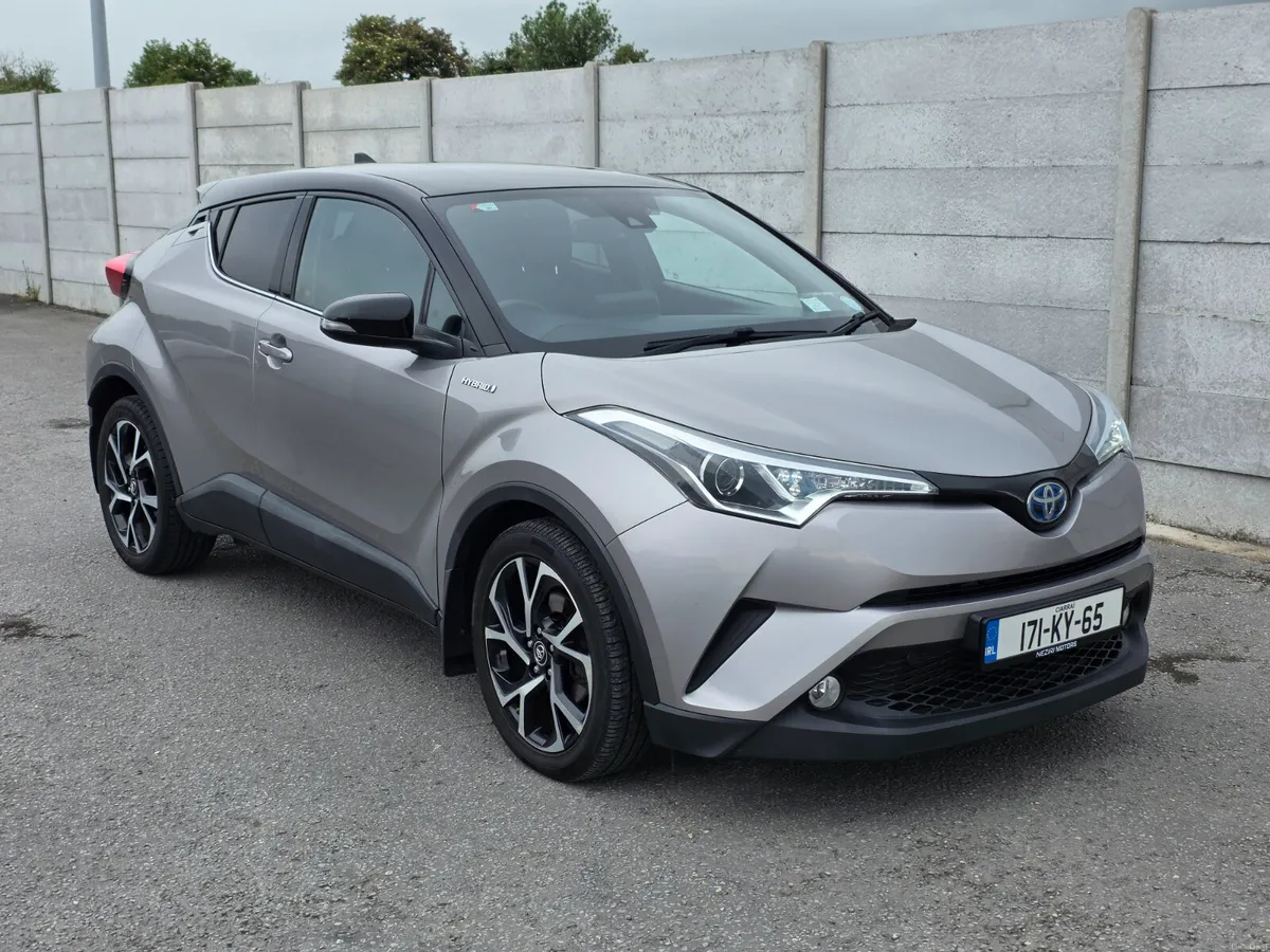 Toyota C-HR 1.8 HYBRID LUNA SPORT Automatic - Image 3